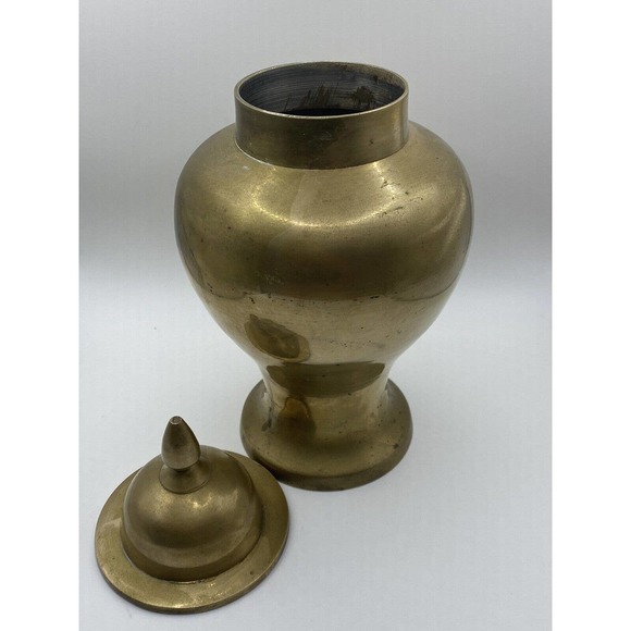 VINTAGE MCM Indian Gold Solid Brass Urn Vase Ginger Jar With Lid - Picture 3 of 6